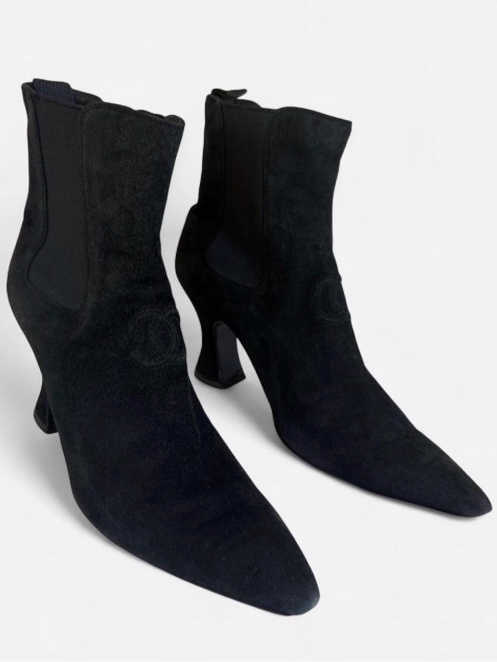 Rare Authentic Chanel Black Suede Pointed Toe Ankle Heeled Boots Large CC Logo